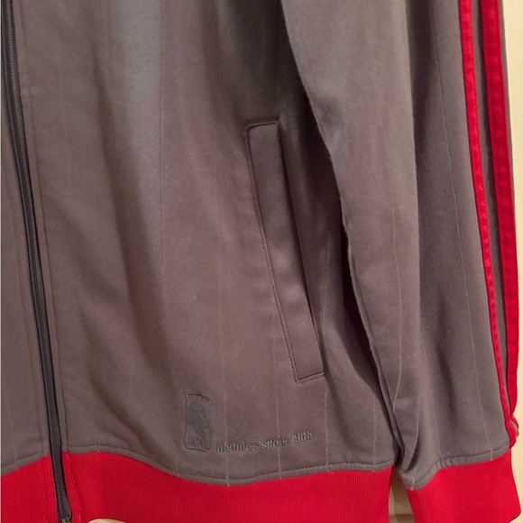 Adidas Gray and Red Atlanta Hawks Member Jacket - Picture 4 of 8